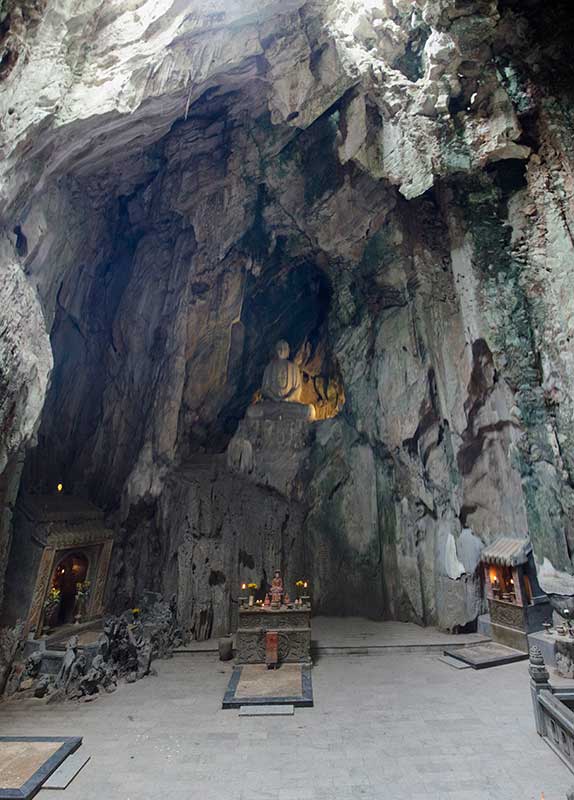 436 - Vietnam - Danang - Thuy Son - cueva Linh Nham